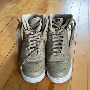 Nike Air: Air Force I